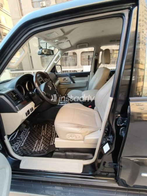 Mitsubishi Pajero 2020 Black Automatic Used for Sale in Dokki - 7
