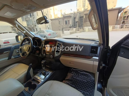 Mitsubishi Pajero 2020 Black Automatic Used for Sale in Dokki - 10