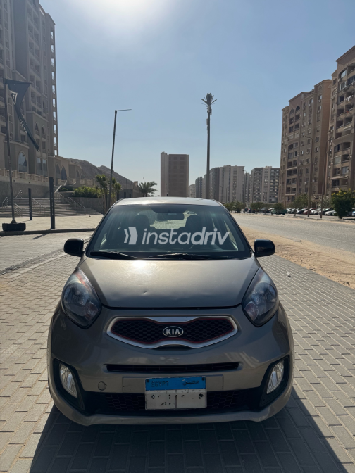 Kia Picanto 2015 Gray Automatic Used for Sale in Greater Cairo ( Cairo + Giza) - 2