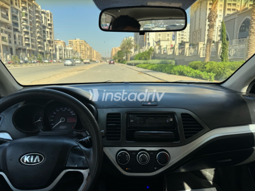 Kia Picanto 2015 Gray Automatic Used for Sale in Greater Cairo ( Cairo + Giza) - 5