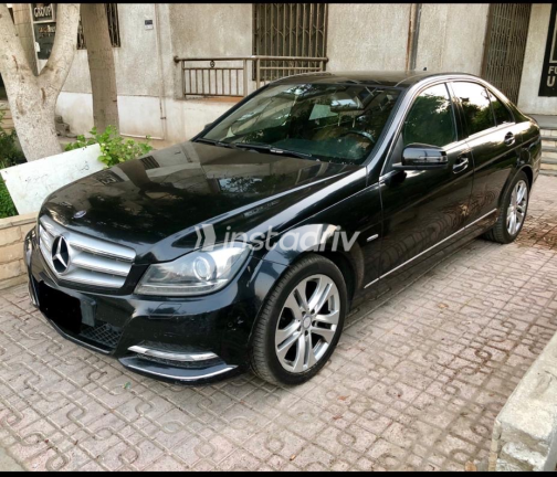 مرسيدس C 250 2012 أسود أوتوماتيك مستعملة للبيع في القاهرة الكبرى ( القاهرة - الجيزة) - 4