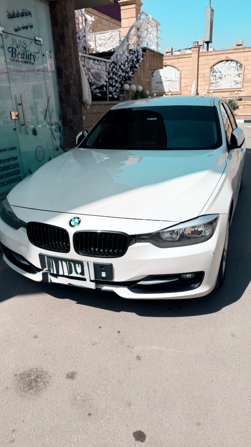 BMW 316 2015 White Automatic Used for Sale in Greater Cairo ( Cairo + Giza) - 9