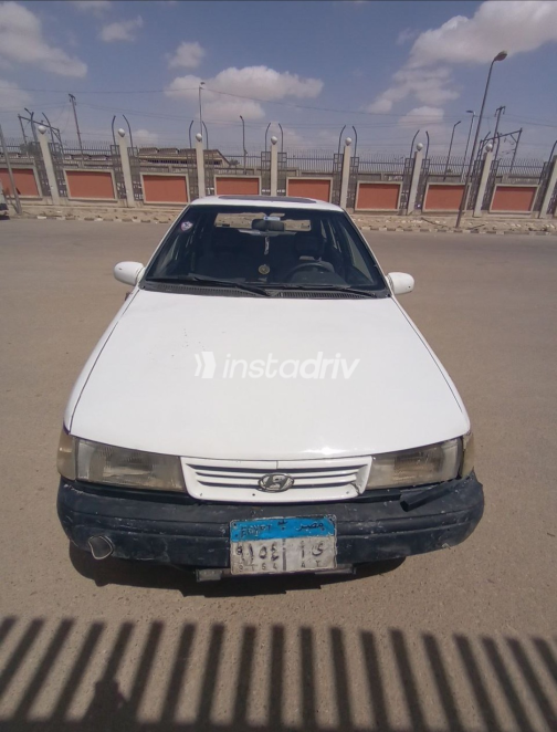 هيونداي اكسيل 1996 أبيض يدوي مستعملة للبيع في القاهرة الكبرى ( القاهرة - الجيزة) - 2