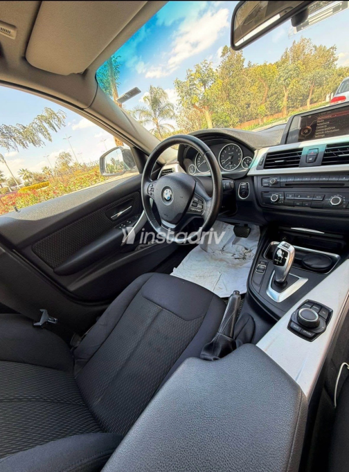 BMW 316 2015 Silver Automatic Used for Sale in Greater Cairo ( Cairo + Giza) - 6