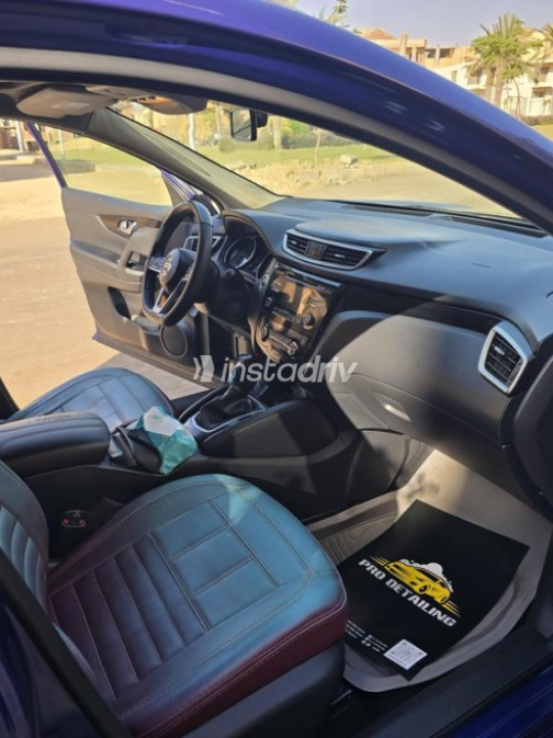 Nissan Qashqai 2019 Blue Automatic Used for Sale in Cairo - 7