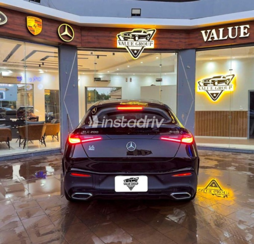 مرسيدس GLC 200 2024 أسود أوتوماتيك مستعملة للبيع في القاهرة - 8