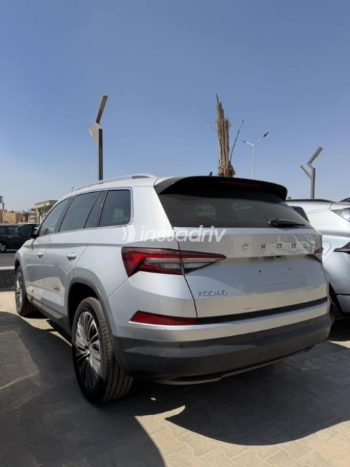 Skoda Kodiaq 2023 Silver Automatic Used for Sale in Cairo - 5