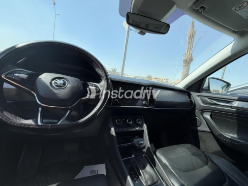 Skoda Kodiaq 2023 Silver Automatic Used for Sale in Cairo - 8