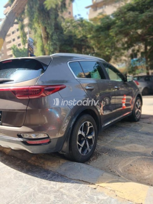 Kia Sportage 2019 Brown Automatic Used for Sale in Mohandessin - 5
