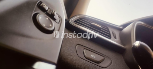 Renault Kadjar 2018 White Automatic Used for Sale in Nasr city - 6