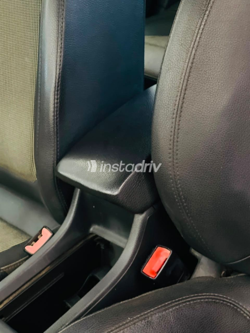 Opel Astra 2015 Gray Automatic Used for Sale in Greater Cairo ( Cairo + Giza) - 4