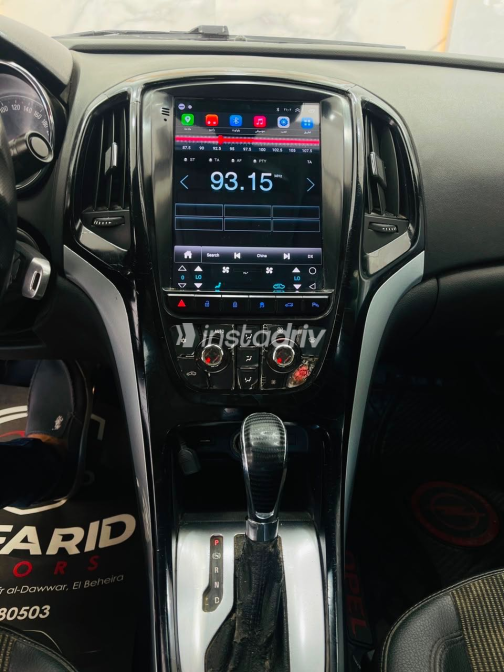 Opel Astra 2015 Gray Automatic Used for Sale in Greater Cairo ( Cairo + Giza) - 6