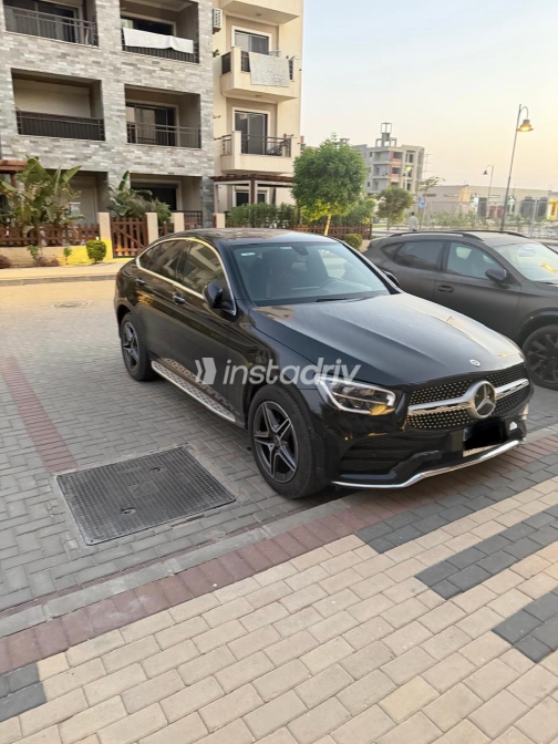 Mercedes GLC 300 2021 Black Automatic Used for Sale in Greater Cairo ( Cairo + Giza) - 5