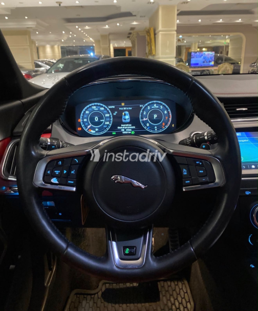 Jaguar E-pace 2020 Silver Automatic Used for Sale in Greater Cairo ( Cairo + Giza) - 3