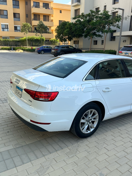 Audi A4 2016 White Automatic Used for Sale in Greater Cairo ( Cairo + Giza) - 2