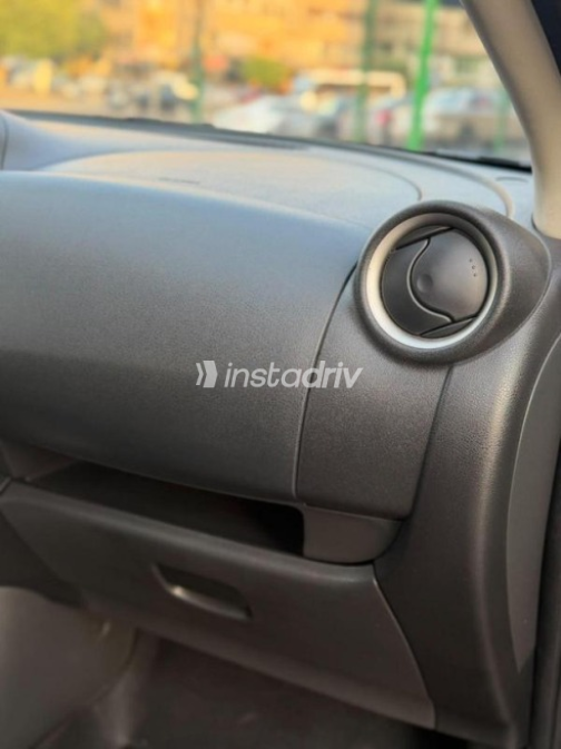 Nissan Sunny 2025 Black Automatic Used for Sale in Nasr city - 5