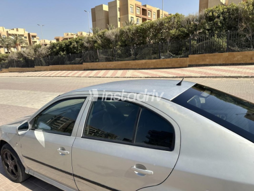 Skoda Octavia A4 2006 Silver Automatic Used for Sale in Giza - 4
