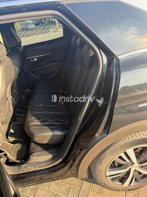 Peugeot 3008 2019 Black Automatic Used for Sale in Ismailia - 4