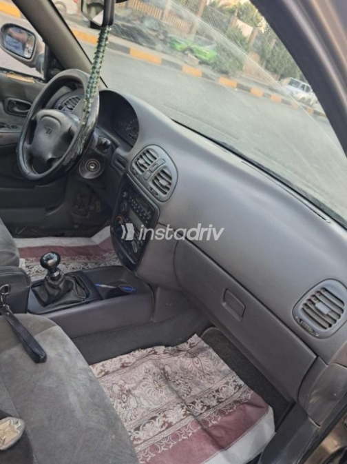 Daewoo Nubira 1 1997 Gold Manual Used for Sale in Imbaba - 6