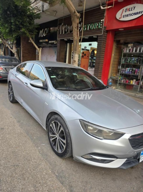 Opel Insignia 2020 Silver Automatic Used for Sale in Sheraton - 1