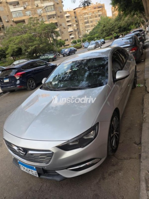 Opel Insignia 2020 Silver Automatic Used for Sale in Sheraton - 2
