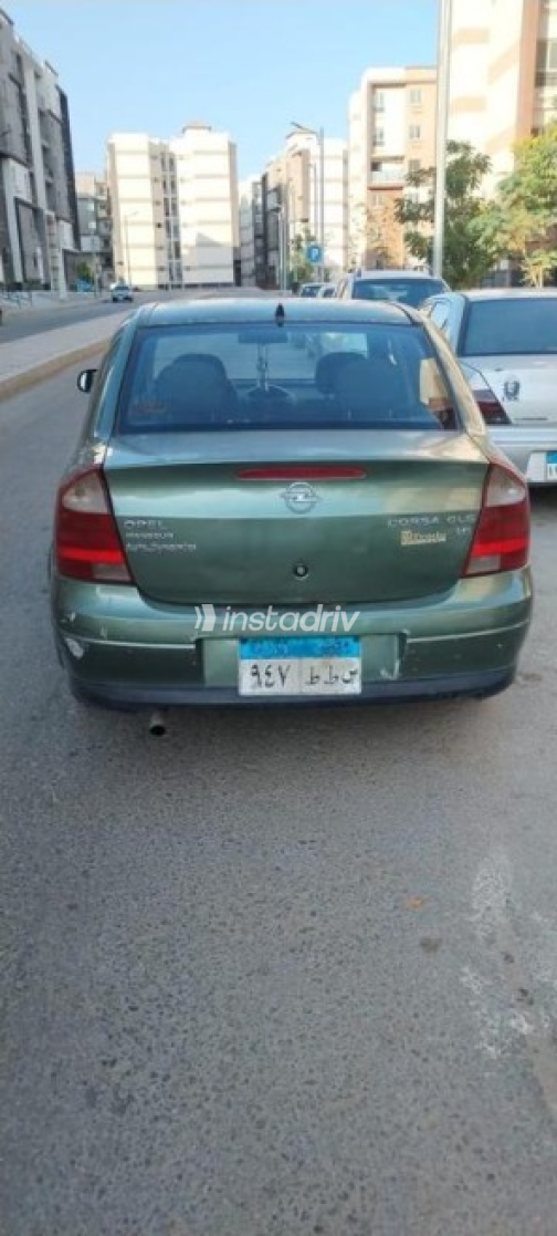 Opel Corsa 2004 Green Manual Used for Sale in Cairo - 4