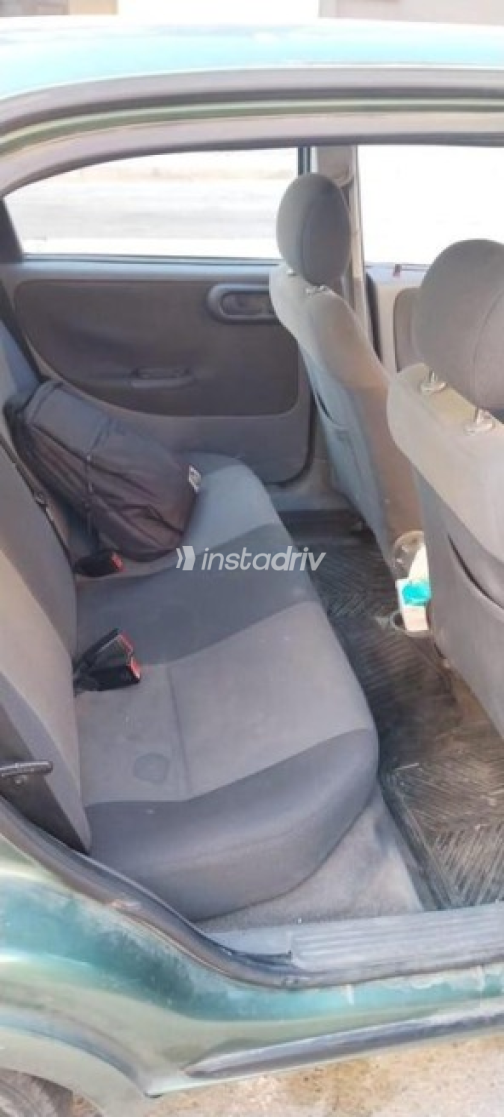 Opel Corsa 2004 Green Manual Used for Sale in Cairo - 7