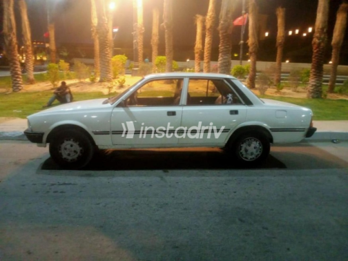 Peugeot 505 1980 White Manual Used for Sale in Greater Cairo ( Cairo + Giza) - 3