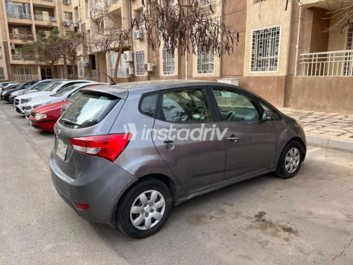 Hyundai Ix20 2012 Gray Automatic Used for Sale in Cairo - 2