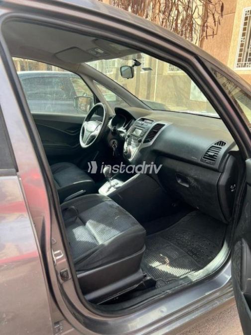 Hyundai Ix20 2012 Gray Automatic Used for Sale in Cairo - 5