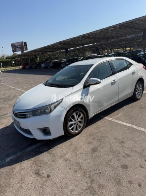Toyota Corolla 2016 White Automatic Used for Sale in Alexandria - 5