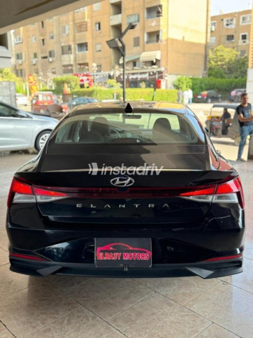 Hyundai Elantra CN7 2022 Black Automatic Used for Sale in Nasr city - 3