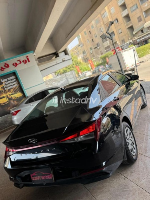 Hyundai Elantra CN7 2022 Black Automatic Used for Sale in Nasr city - 4