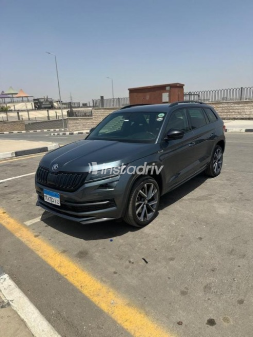 Skoda Kodiaq 2020 White Automatic Used for Sale in Mokattam - 10