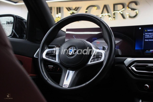 BMW 320 2024 Dark Blue Automatic Used for Sale in Zamalek - 9