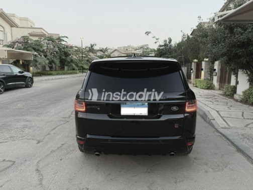 Land Rover Range Rover Sport 2020 Black Automatic Used for Sale in Cairo - 6