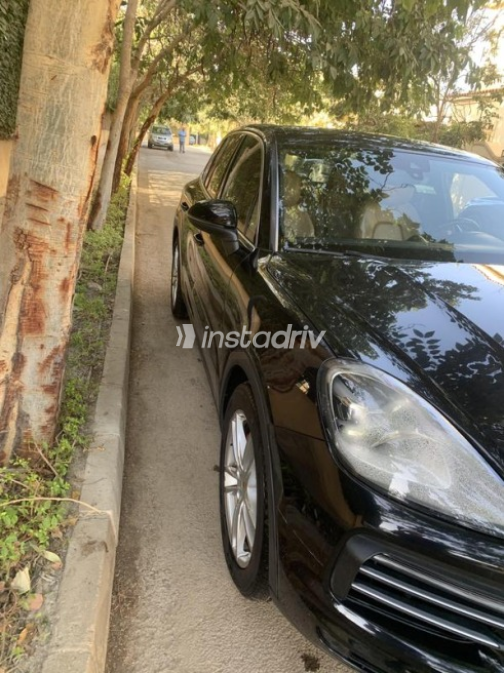 Porsche Cayenne S 2019 Black Automatic Used for Sale in 6 October - 4