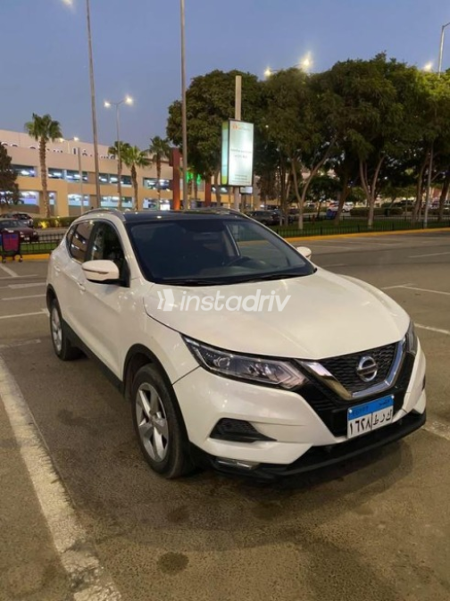 نيسان قشقاي 2019 أبيض أوتوماتيك مستعملة للبيع في المقطم - 2