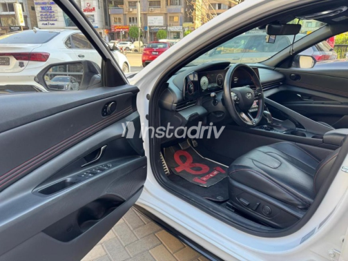 Hyundai Avante 2021 White Automatic Used for Sale in Nasr city - 4