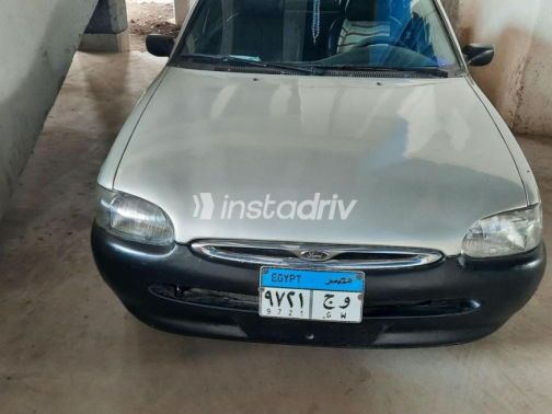 Ford Escort 1998 Gold Manual Used for Sale in Dokki - 3