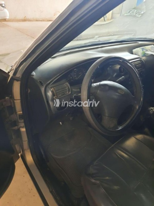 Ford Escort 1998 Gold Manual Used for Sale in Dokki - 4