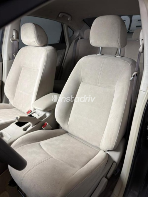 Nissan Sentra 2019 Gray Automatic Used for Sale in Cairo - 4
