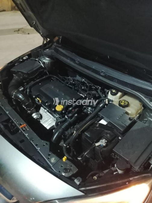 Opel Astra 2020 Gray Automatic Used for Sale in Cairo - 7