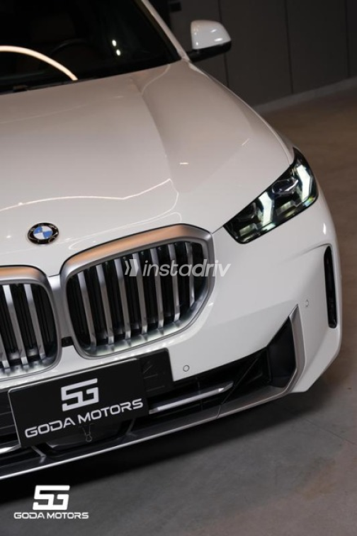 بي ام دبليو X5 2025 أبيض أوتوماتيك مستعملة للبيع في القاهرة - 5