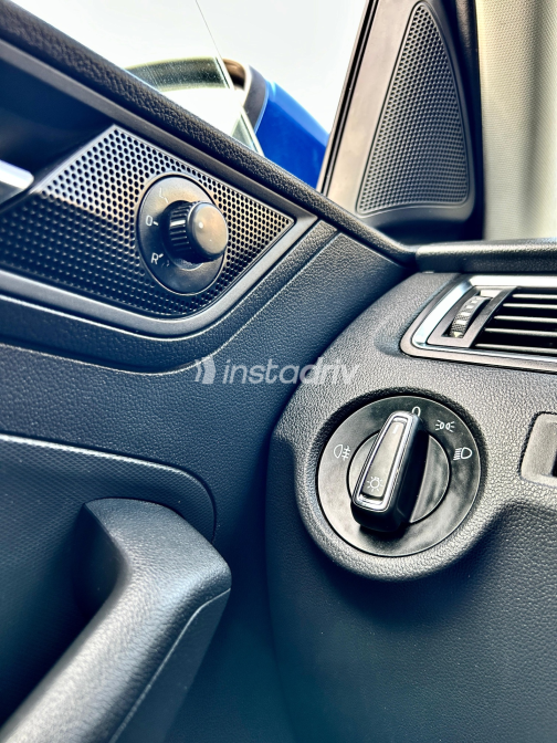 Seat Toledo 2019 Blue Automatic Used for Sale in Greater Cairo ( Cairo + Giza) - 1
