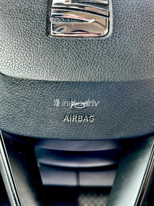 Seat Toledo 2019 Blue Automatic Used for Sale in Greater Cairo ( Cairo + Giza) - 5