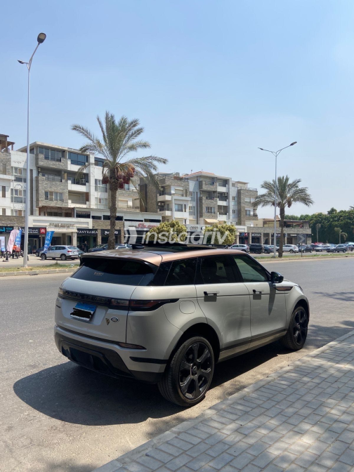 Land Rover Range Rover Evoque 2023 Beige Automatic Used for Sale in Greater Cairo ( Cairo + Giza) - 7