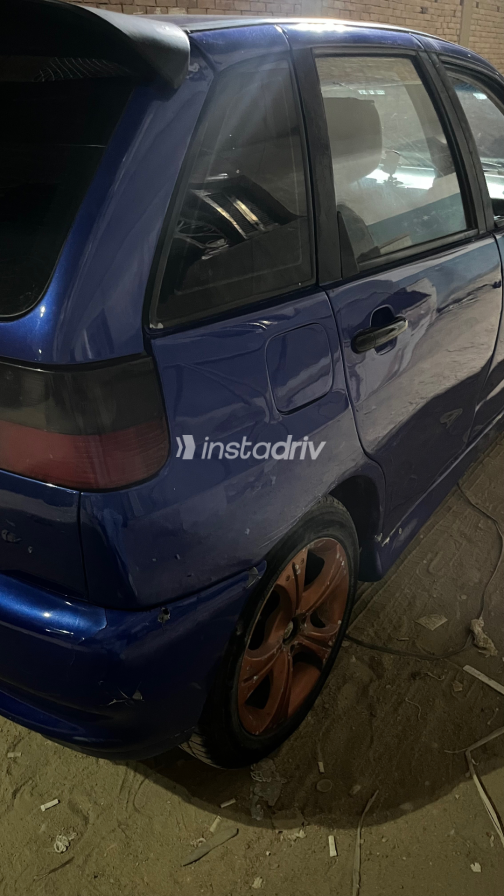 Seat Ibiza 1994 Blue Manual Used for Sale in Greater Cairo ( Cairo + Giza) - 5