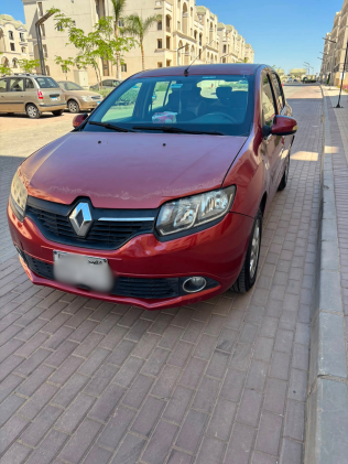 Renault Sandero 2016 Red Automatic Used for Sale in Greater Cairo ( Cairo + Giza)
