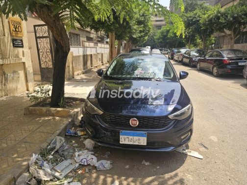 فيات تيبو 2019 أزرق أوتوماتيك مستعملة للبيع في الشروق - 1